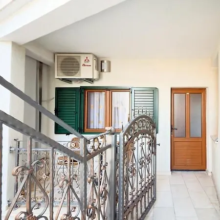 Mila Apartment *