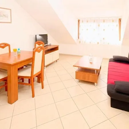 Apartment Mila *